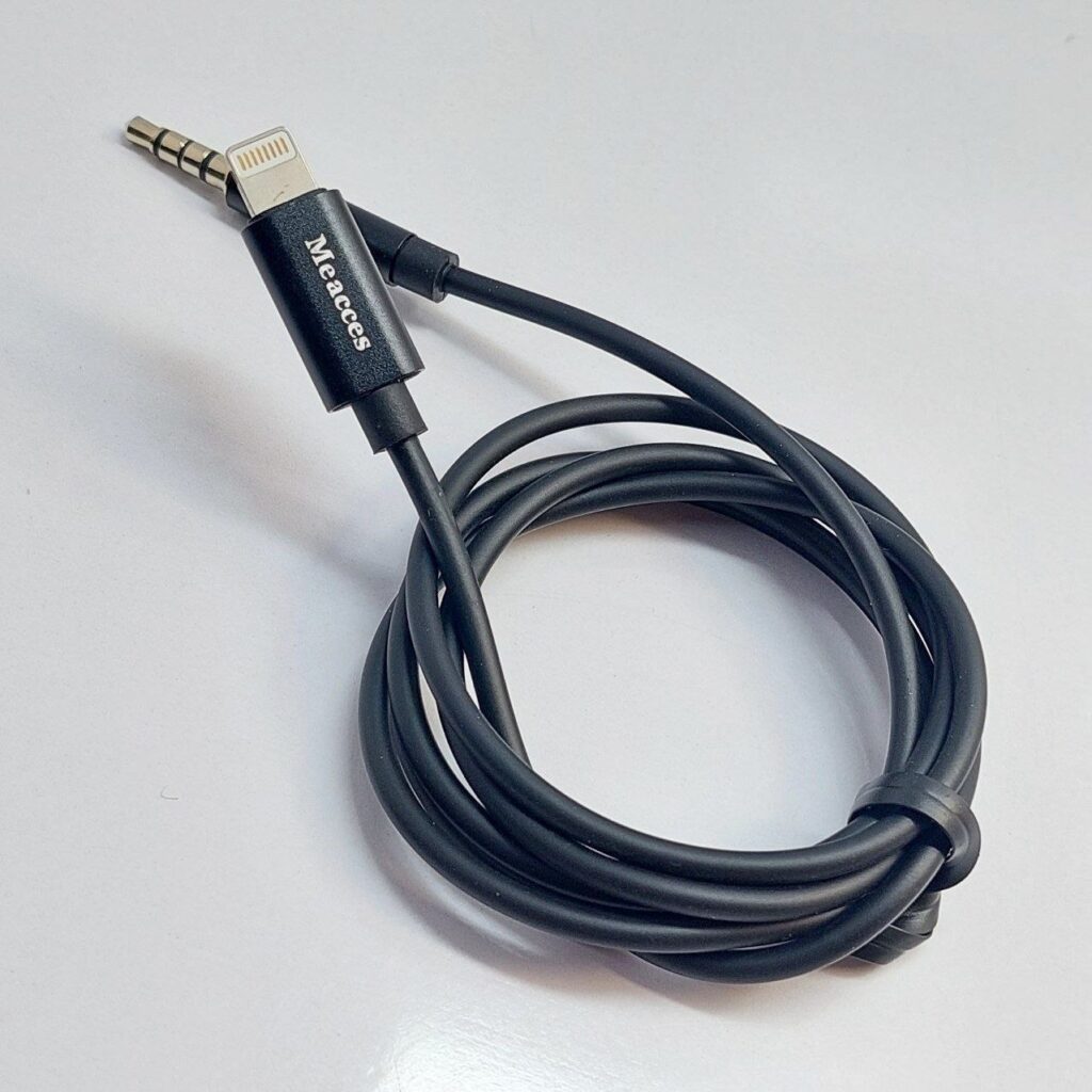 آیفونAUX Meacces MA12